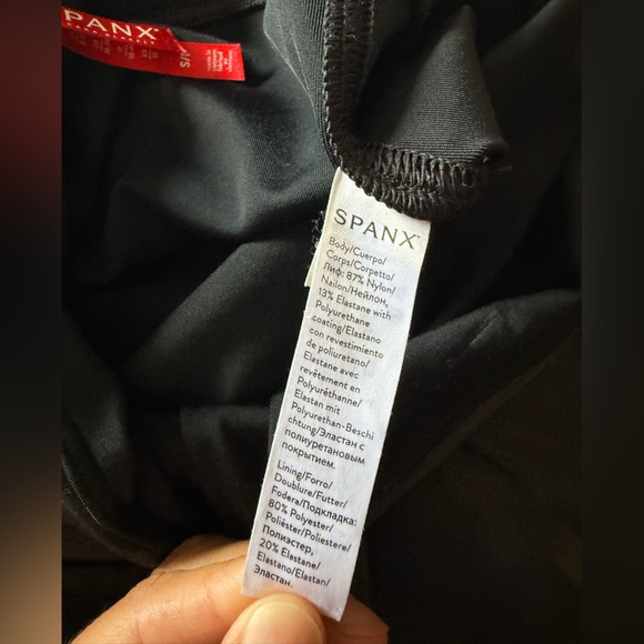 Spanx Black Faux Leather Leggings size Small/petite - Picture 8 of 10